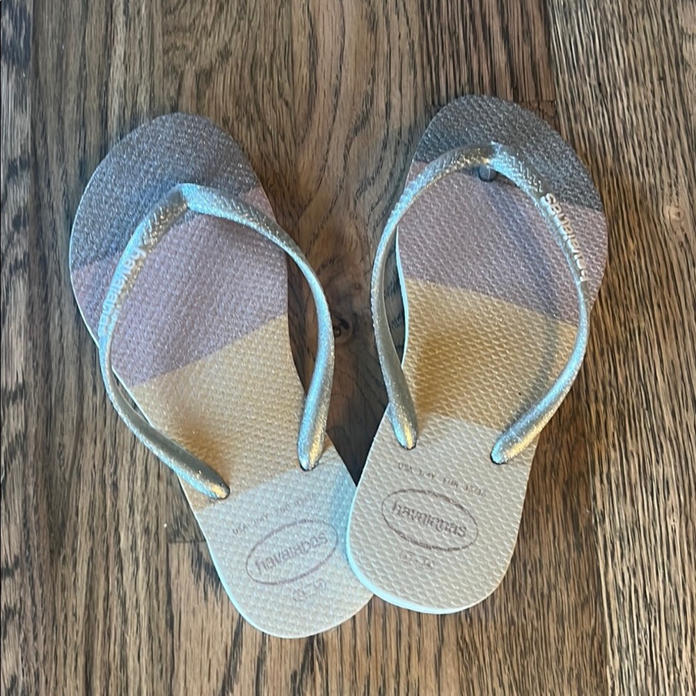 Havanas Gold Sparkle striped Flip Flop Sandals Youth style size 3Y/4Y